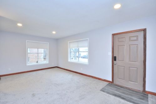 8526 Keefe Ave, Milwaukee WI  53222-2821 exterior