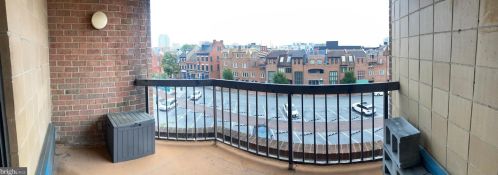 200 Lombard St, Philadelphia PA 19147-1605 exterior