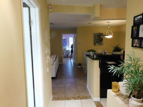 238 Afton Sq, Altamonte Springs, FL 32714-3835