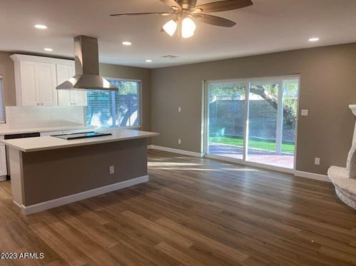 2005 Summit Pl, Chandler AZ  85224-1169 exterior