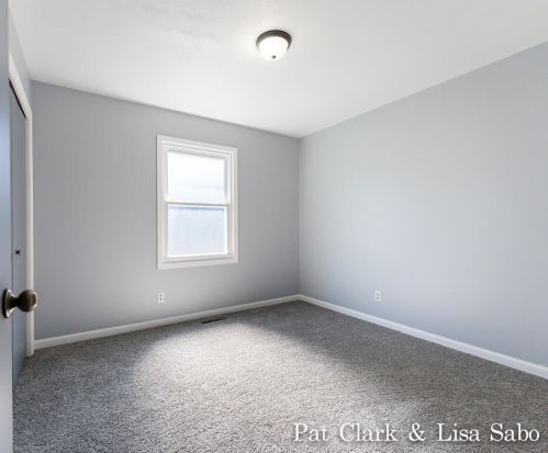 2417 Marquard Ave, Meskegon MI 49445-3228 exterior