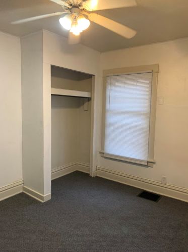 418 Davis St, Kalamazoo MI  49007-5010 exterior