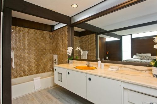 1263 Ala Pili Loop, Honolulu HI  96818-1633 exterior