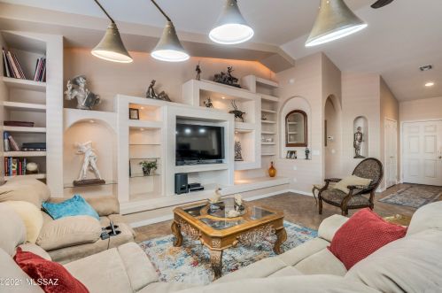 1534 Bank Swallow Rd, Green Valley AZ 85614-6025 exterior