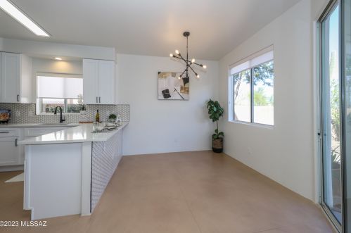 6561 Shadow Bluff Dr, Tucson AZ  85704-6950 exterior