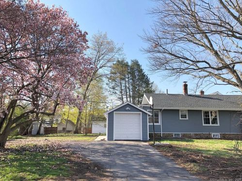 109 Hillcrest Ave, New Britain CT  06053-2540 exterior