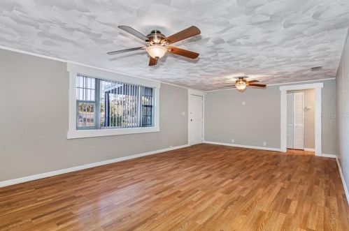 8504 22 St, Tampa FL 33612-7021 exterior