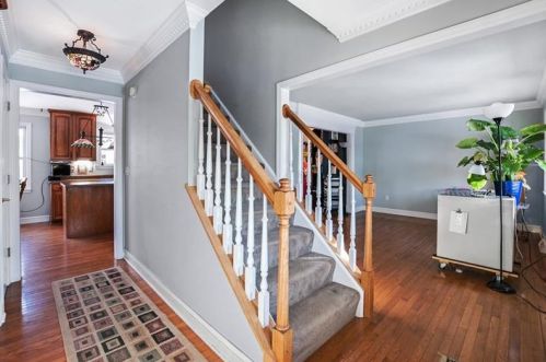 230 Ridge Ave, Pittsburgh PA  15237-6914 exterior