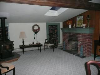 94 Garside Ave, Wayne NJ  07470-2448 exterior