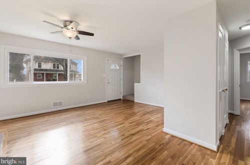 1509 Crest Rd, Silver Spring MD  20902-3721 exterior