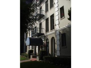 665 Cochran Ave, Los Angeles CA  90036-4064 exterior