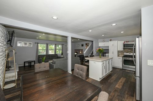 6037 22 St, Milwaukee WI 53233-1914 exterior