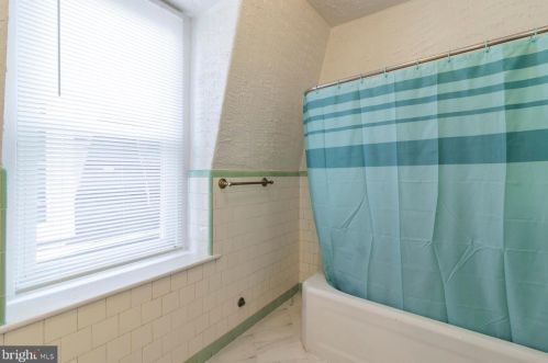 5117 Hazel Ave, Philadelphia PA 19143-1512 exterior