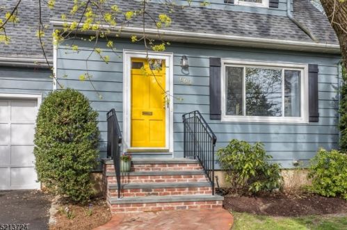 660 Grove St, Montclair NJ  07043-2019 exterior