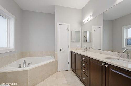 1507 Pr Ave, Chicago IL 60616-4403 exterior