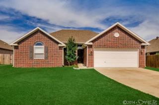 5268 Baugh Ave, Springdale, AR 72762-8442