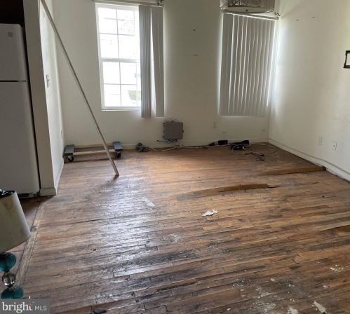 904 Carteret Ave, Trenton NJ  08618-5312 exterior