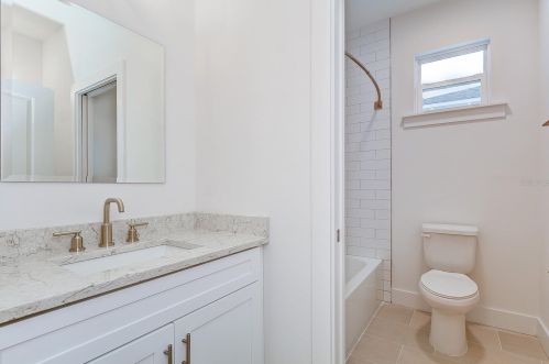 925 Chelsea St, Tampa FL 33610-7056 exterior