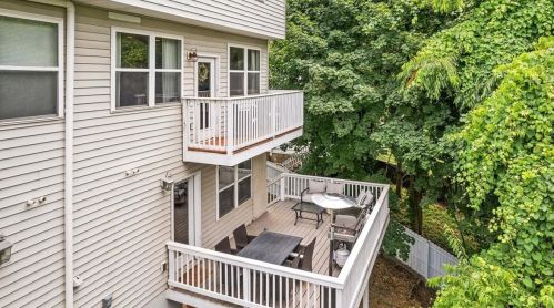 414 Grace St, Pittsburgh PA 15211-1816 exterior