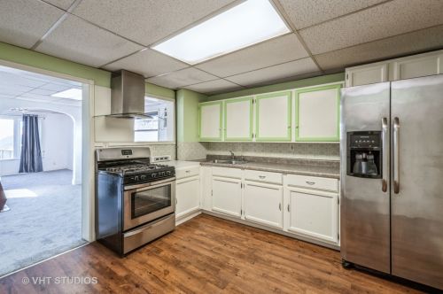 2918 Throop St, Chicago IL 60608-5824 exterior