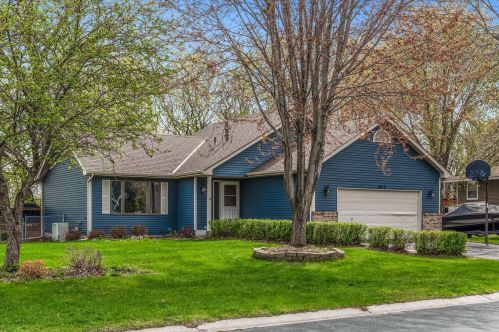 8018 Dawn Ave, South Saint Paul, MN 55076-3381