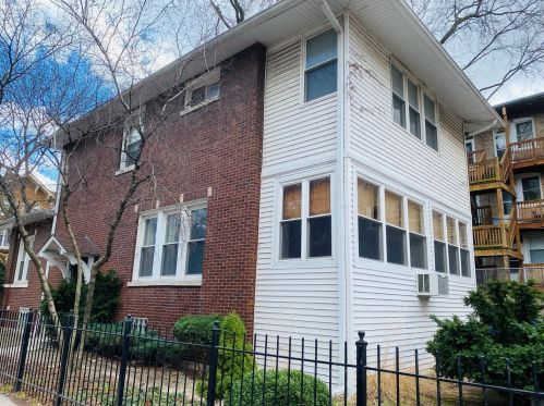 5454 Woodlawn Ave, Chicago, IL 60615-5213