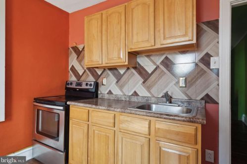 5657 Loretto Ave, Philadelphia PA 19149-3212 exterior