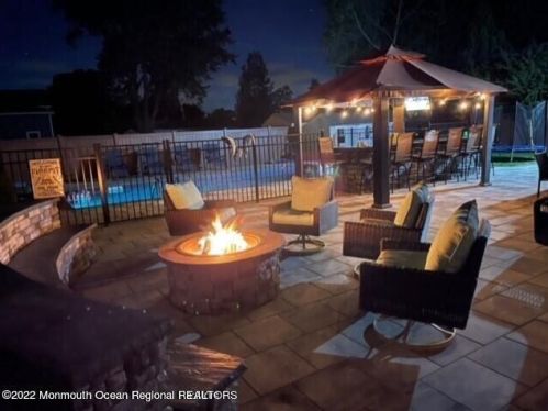 47 Poplar Ave, West Long Branch NJ  07764-1608 exterior