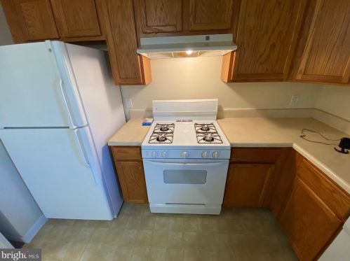 735 40 St, Philadelphia PA 19104-1670 exterior