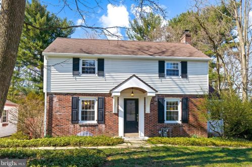 251 Primrose Ave, Lancaster PA  17601-3820 exterior