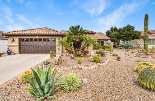 2427 Bonita Canyon Dr, Green Valley, AZ 85614-5554