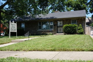 755 Della Dr, Lexington, KY 40504-3609