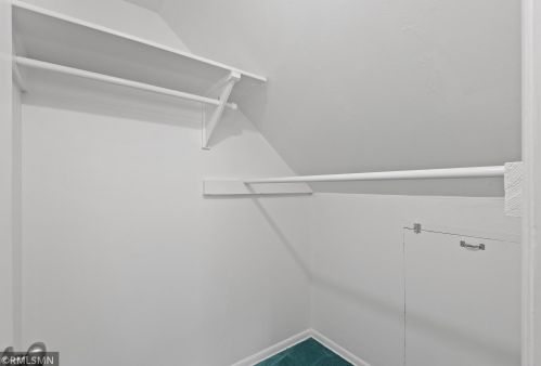 2083 Floral Dr, Saint Paul MN 55110-3849 exterior