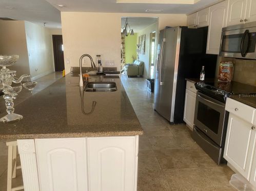 5018 Paloma Dr, Tampa FL  33624-4344 exterior