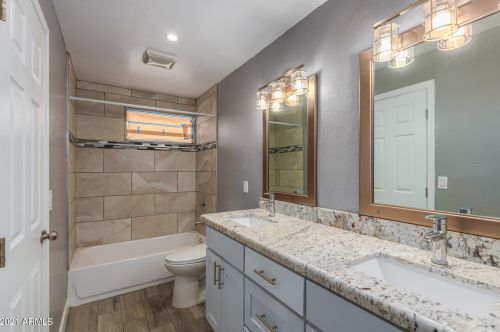 1202 Bethany Home Rd, Phoenix AZ 85015-1938 exterior