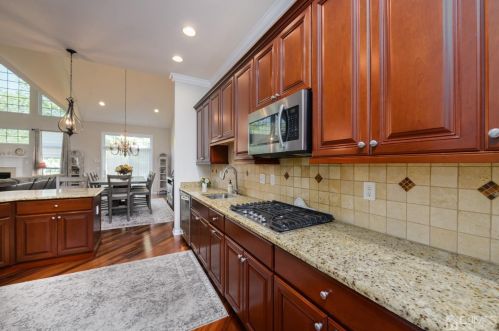 1 Maria Ct, Old Bridge NJ 08857-4407 exterior