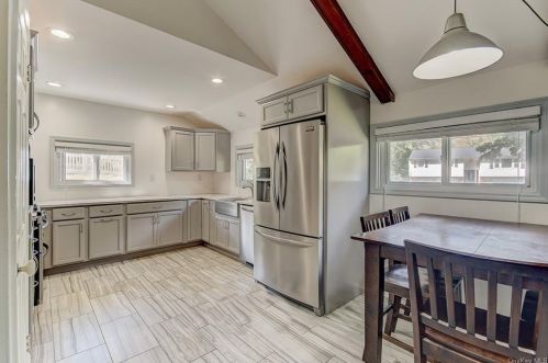 36 Hillside Ter, Monroe, NY 10950-2554