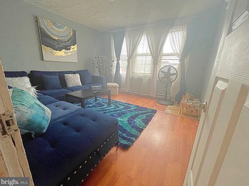 1839 68 St, Philadelphia PA 19142-1322 exterior