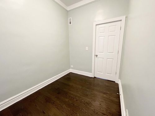 5020 Mcvicker Ave, Chicago IL  60630-1970 exterior