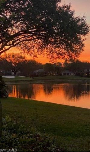 2037 Crestview Way, Naples FL 34119-3306 exterior