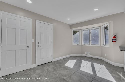 147 Hickory Rd, Jackson Twp NJ 08527-3841 exterior