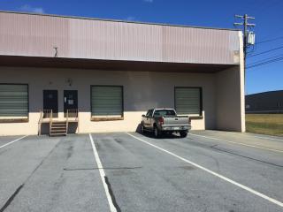 2950 Old Tree Dr, Lancaster PA  17603-4082 exterior