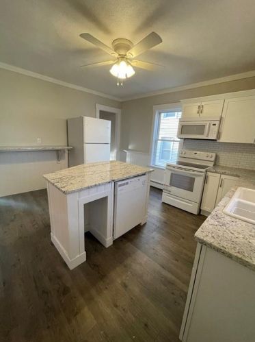 133 Bennett St, Woonsocket RI  02895-4618 exterior