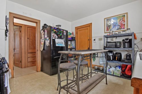 1418 56, Milwaukee WI 53214-5251 exterior