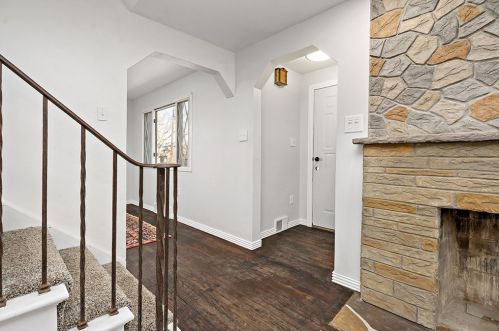 1238 Justine St, Pittsburgh PA  15204-2406 exterior