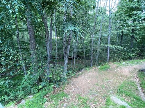 212 Old Ml Rd, Greenwich CT 06830-3342 exterior