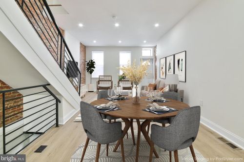 2405 Emerald St, Philadelphia PA  19125-1204 exterior