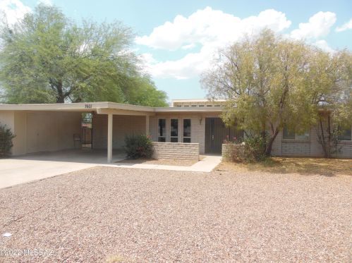 7601 Seneca St, Tucson AZ  85715-4221 exterior
