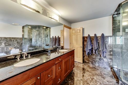 6221 Kildare Ave, Chicago IL 60803-2109 exterior