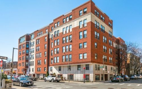 108 Peterborough St, Boston MA  exterior